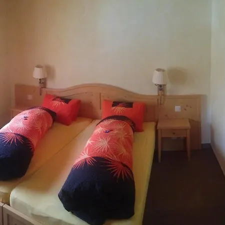 Alpharmonie Apartment