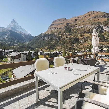 阿尔法摩尼公寓酒店 * 采尔马特